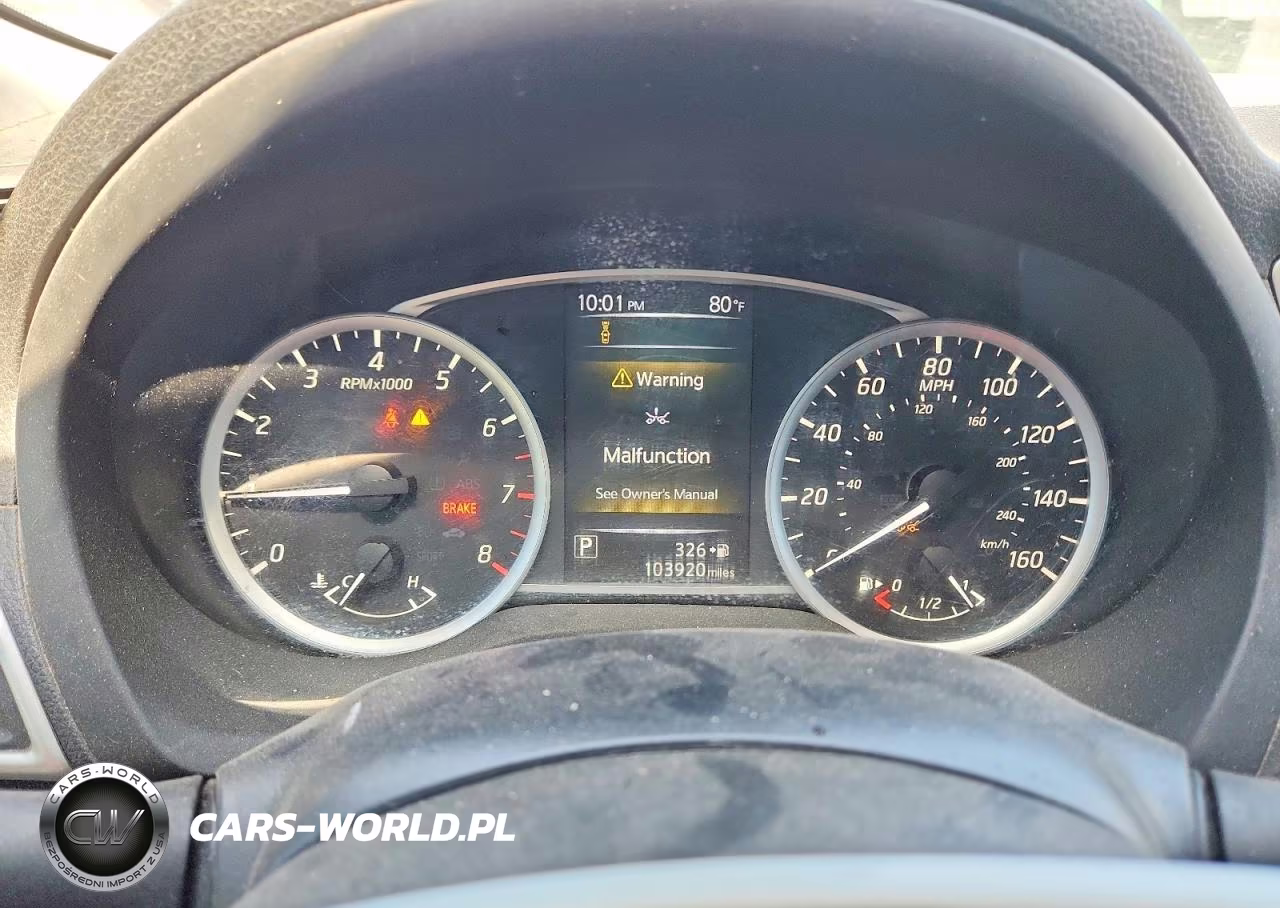 2018 Nissan Sentra S VIN:3N1AB7AP5JY333405 - 9
