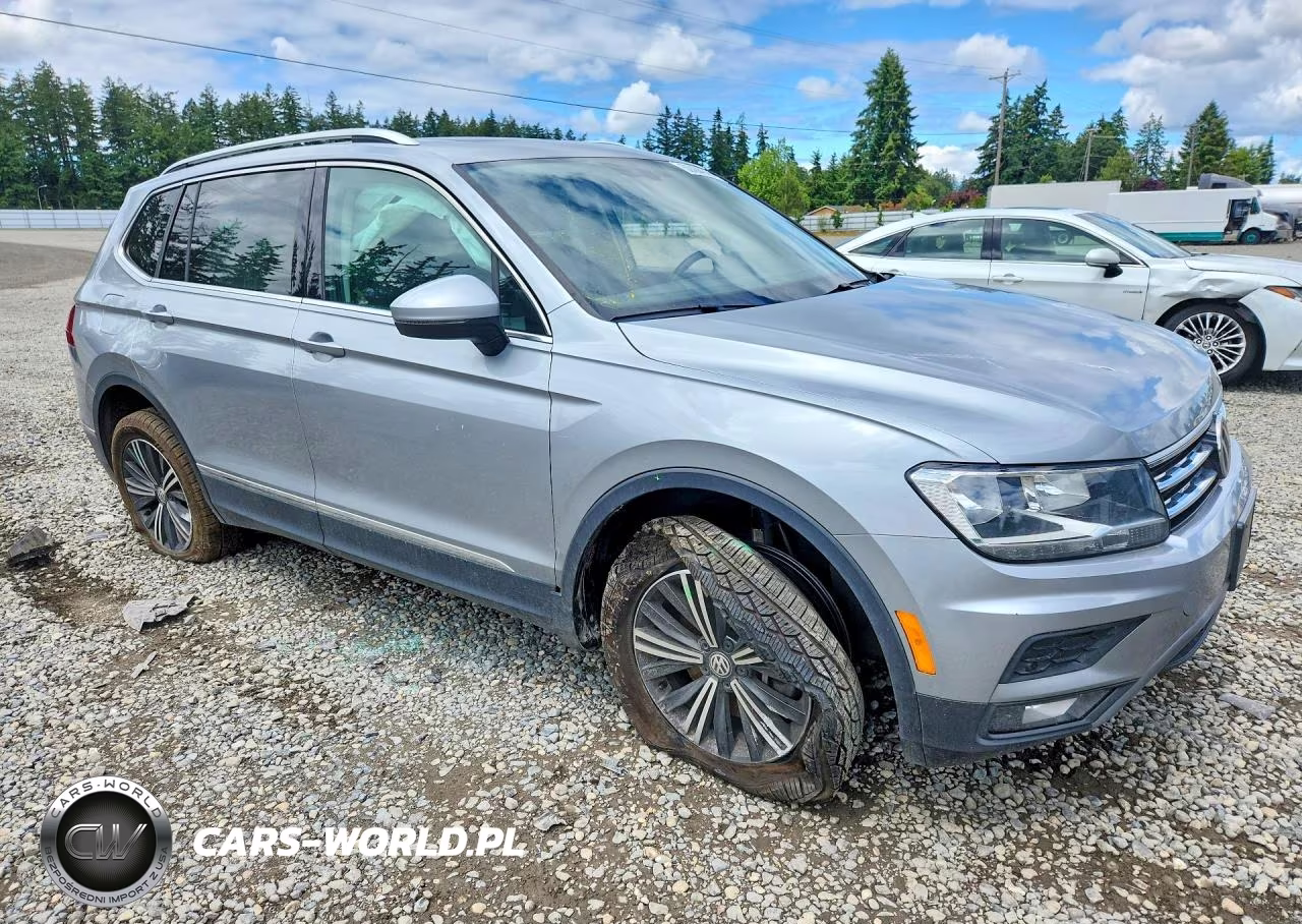 2019 Volkswagen Tiguan Se-Sel-Sel R-Line Jet-Black-Sel R-Line VIN:3VV3B7AX9KM119274 - 4