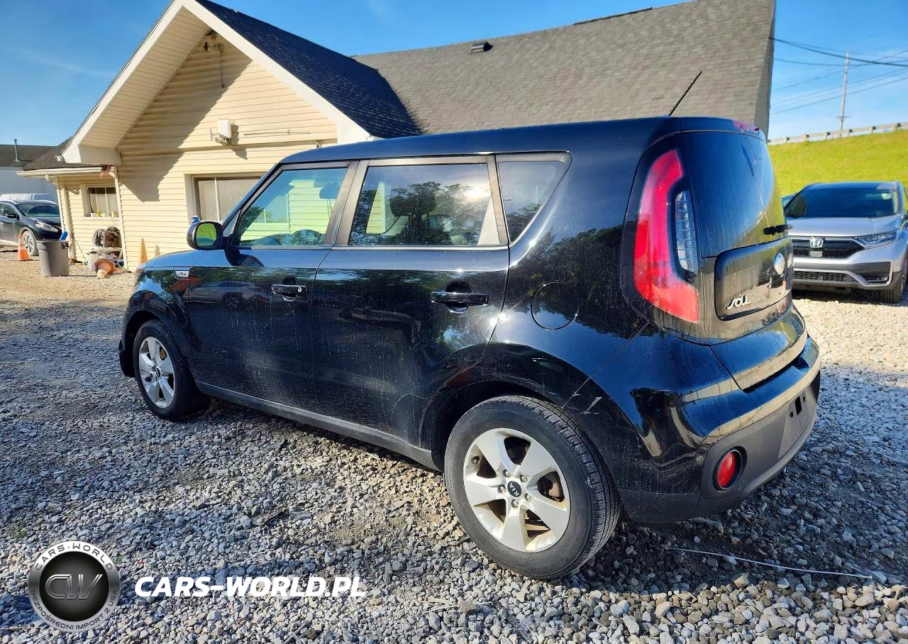 2018 Kia Soul Base VIN:KNDJN2A22J7626336 - 2