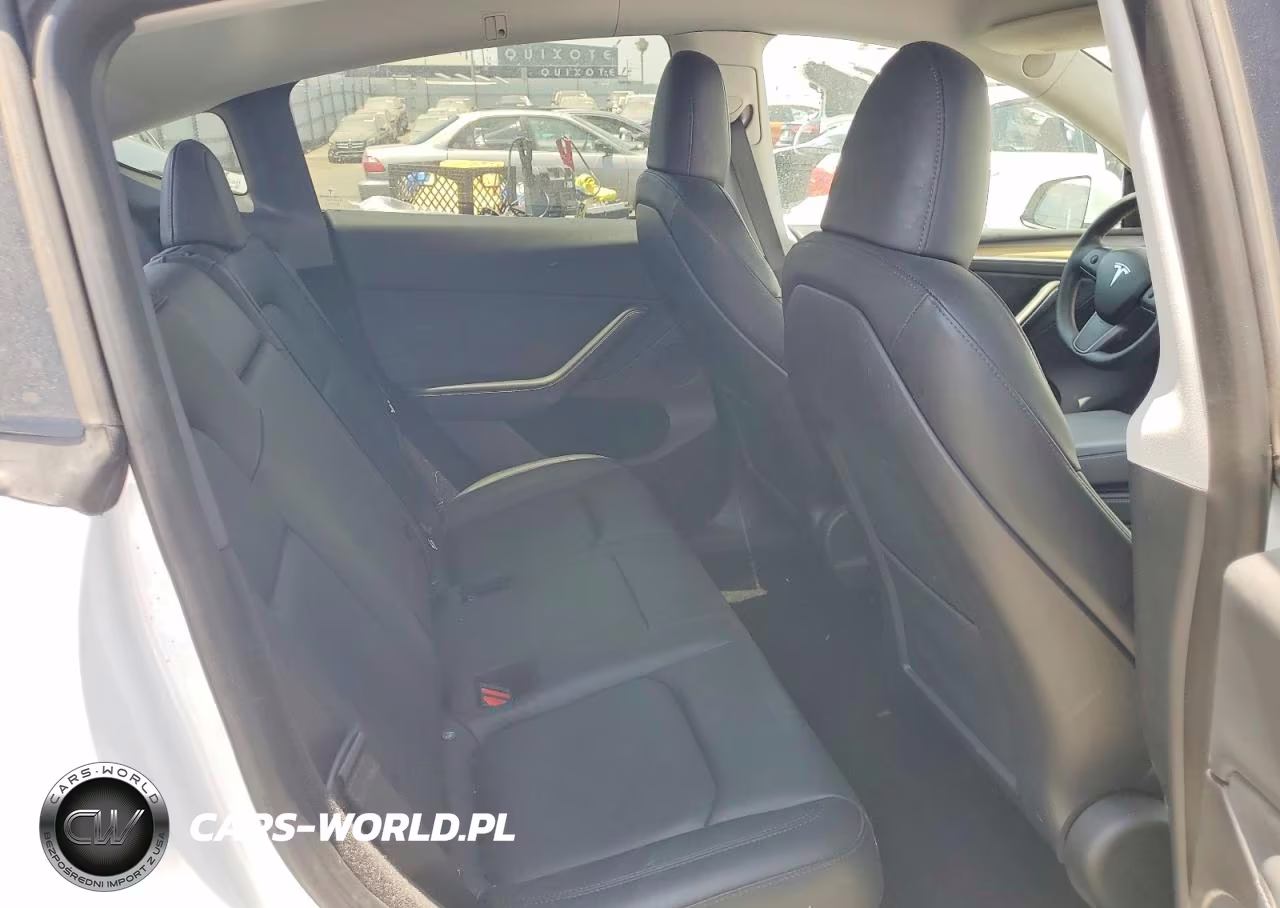 2023 Tesla Model Y VIN:7SAYGDEE8PA066222 - 11