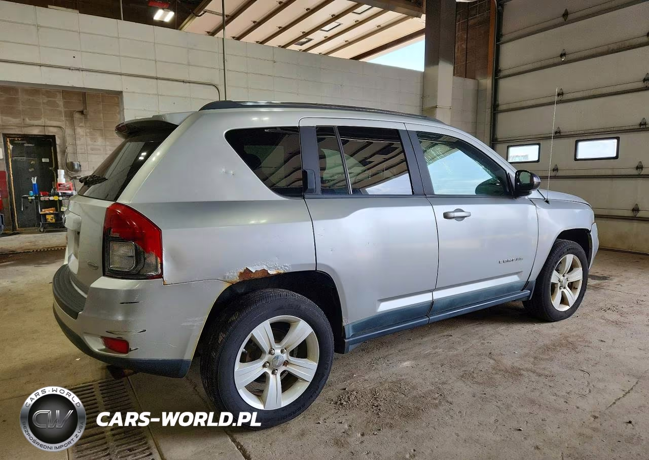 2011 Jeep Compass Sport VIN:1J4NF1FB4BD258188 - 3