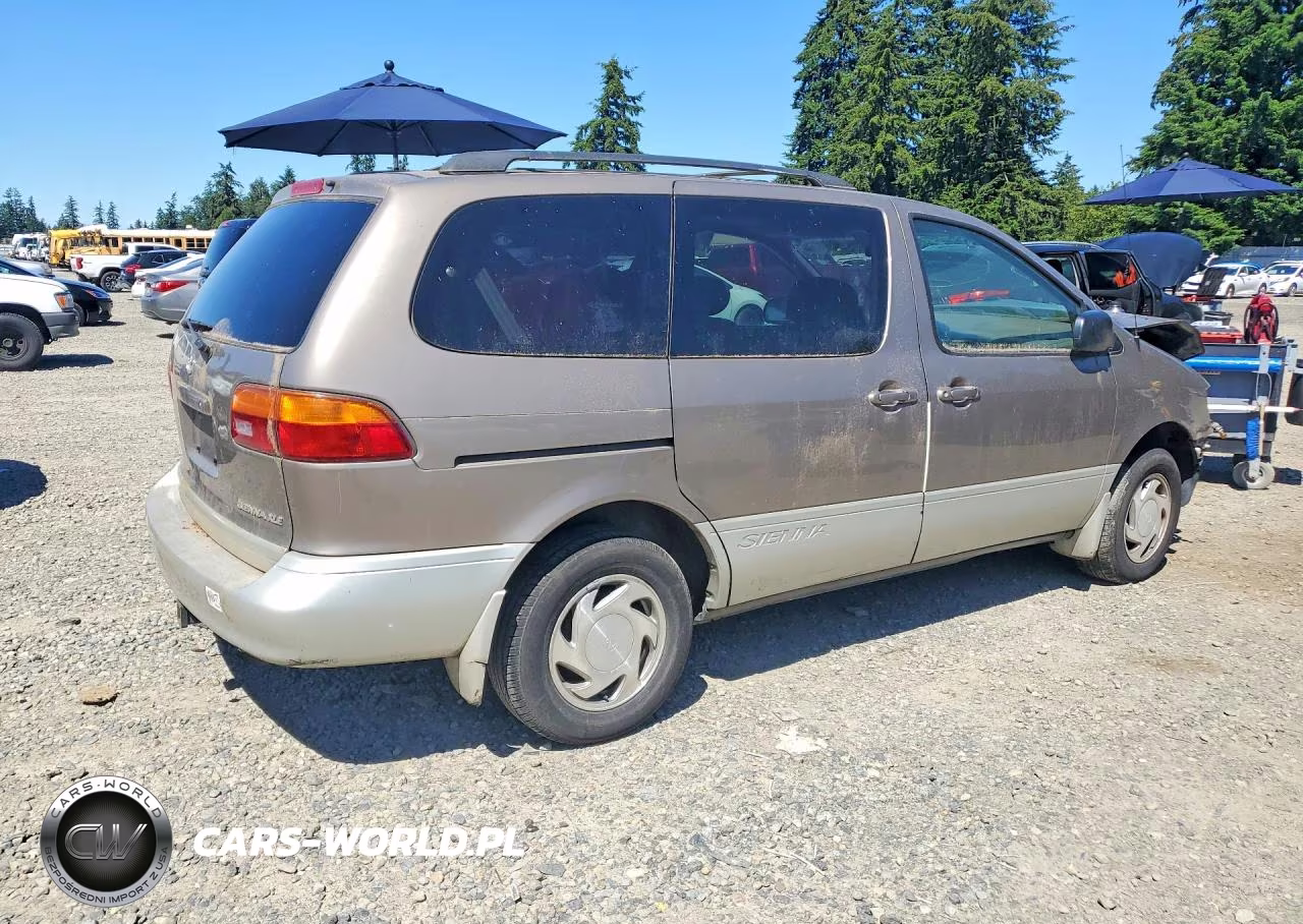 1998 Toyota Sienna Le VIN:4T3ZF13C1WU056020 - 3