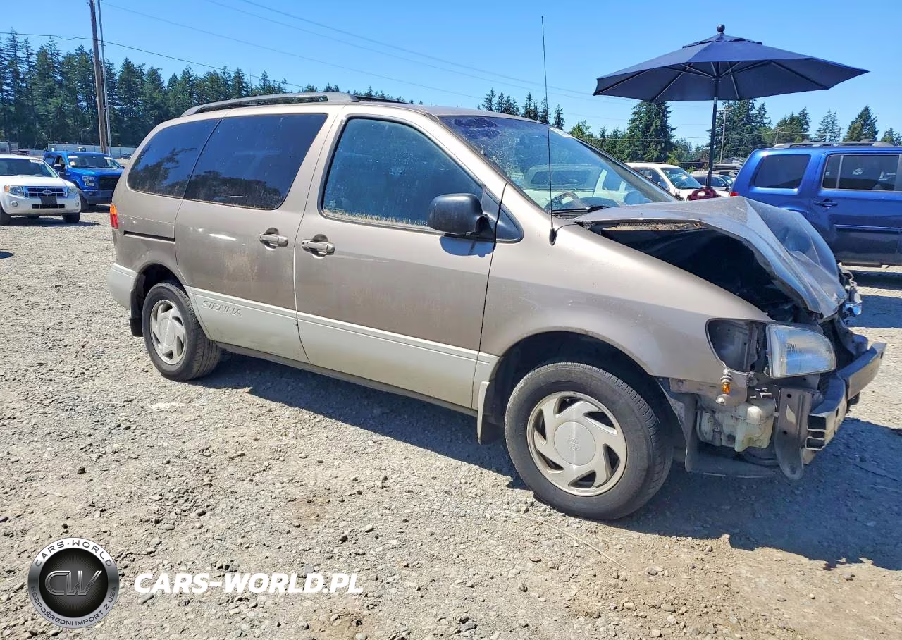 1998 Toyota Sienna Le VIN:4T3ZF13C1WU056020 - 4