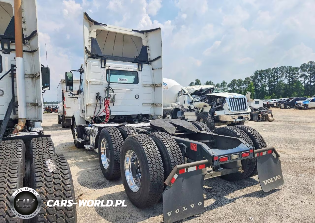 2019 Volvo Vnr - Semi Truck VIN:4V4WC9EH1KN219208 - 3
