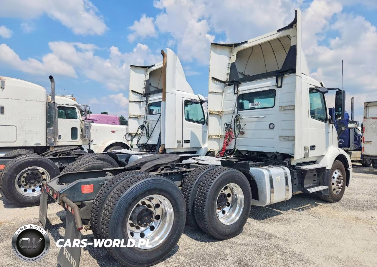 2019 Volvo Vnr - Semi Truck VIN:4V4WC9EH1KN219208 - 4