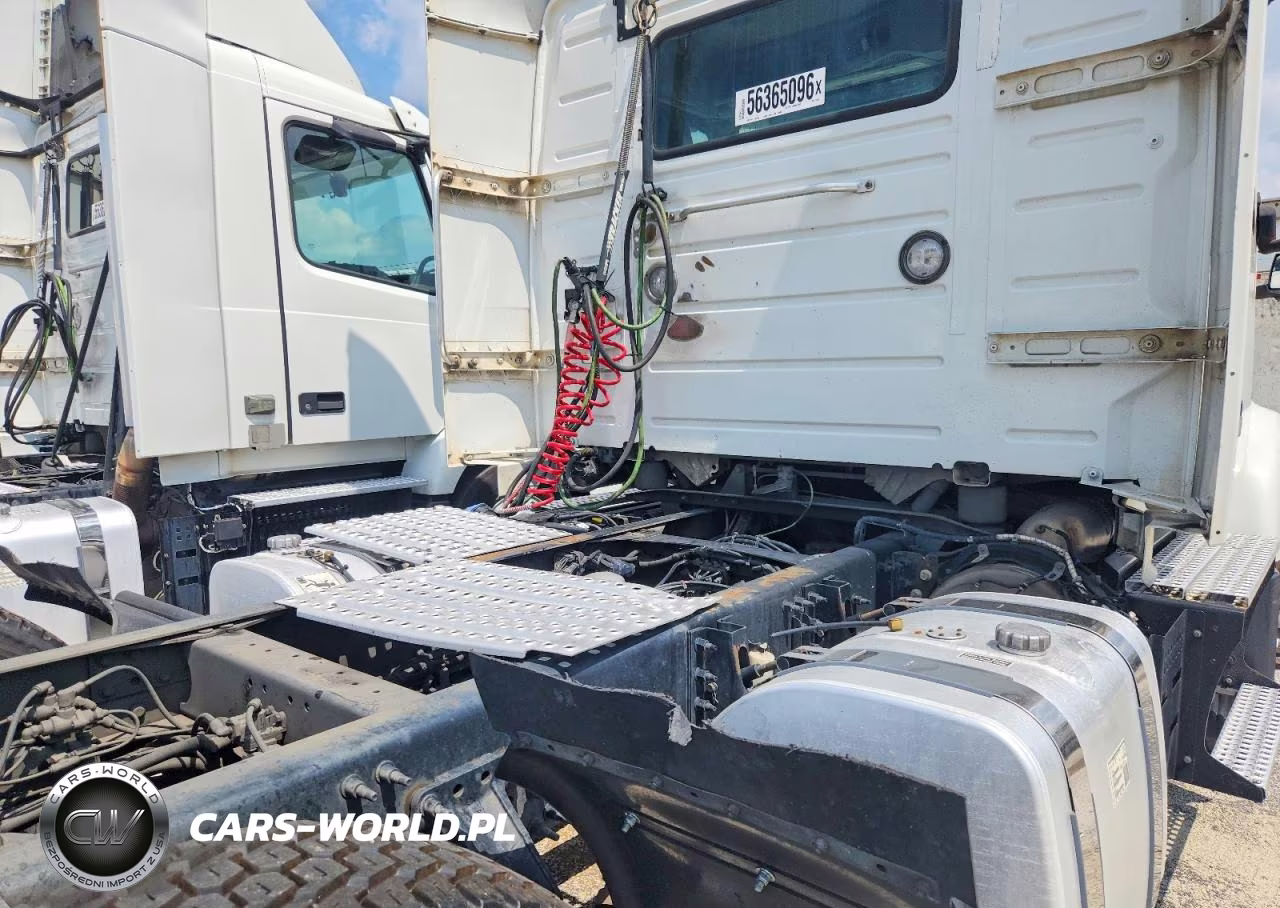 2019 Volvo Vnr - Semi Truck VIN:4V4WC9EH1KN219208 - 6