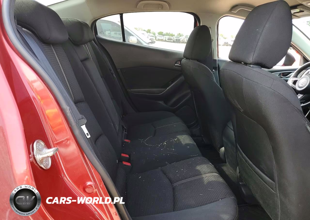 2018 Mazda 3 Sport VIN:3MZBN1U78JM261752 - 10