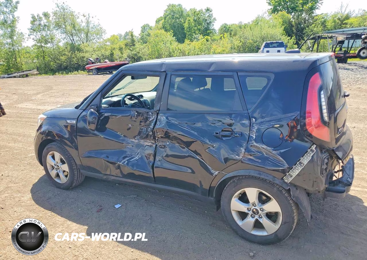 2018 Kia Soul Base VIN:KNDJN2A26J7622533 - 2