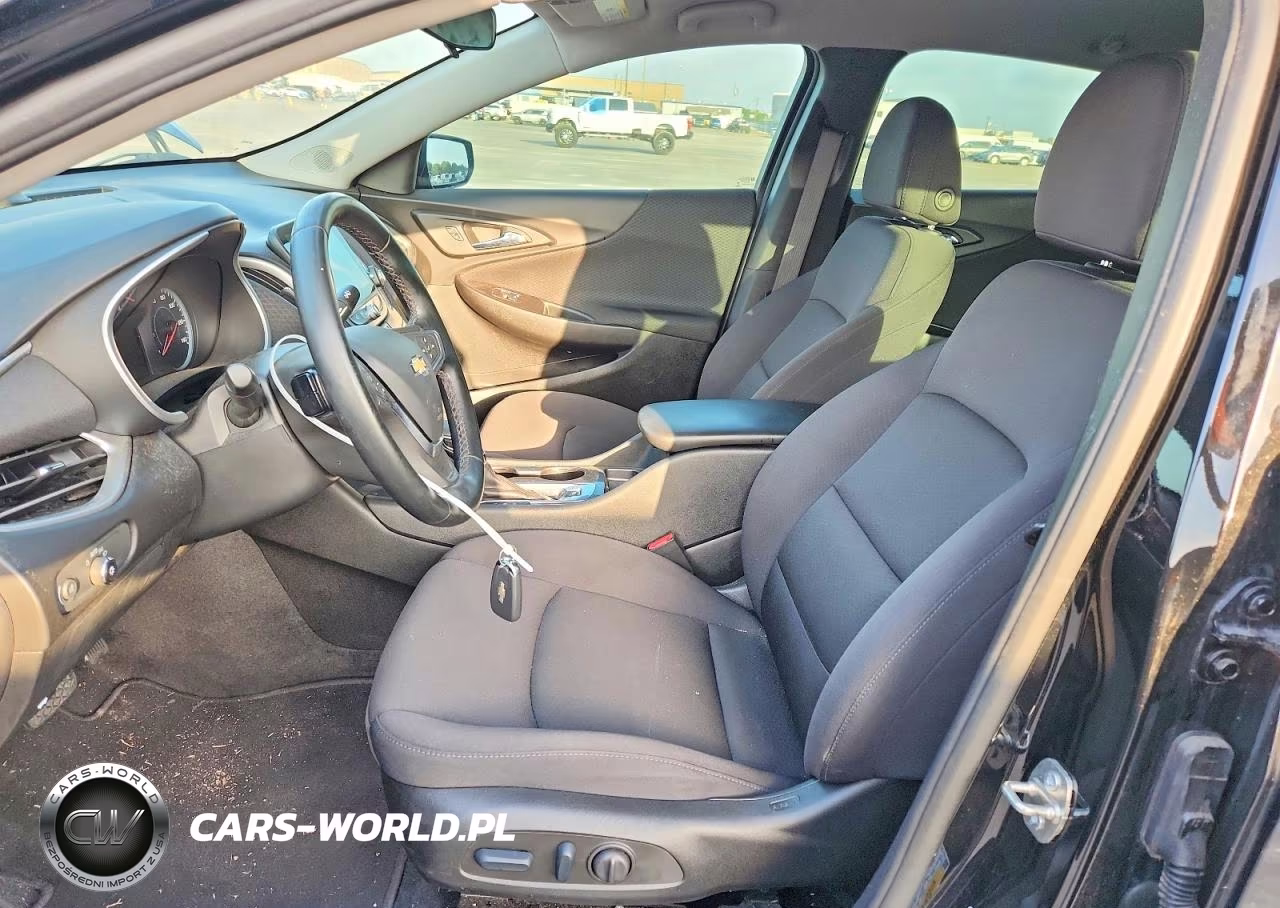 2023 Chevrolet Malibu Rs VIN:1G1ZG5ST1PF120199 - 7