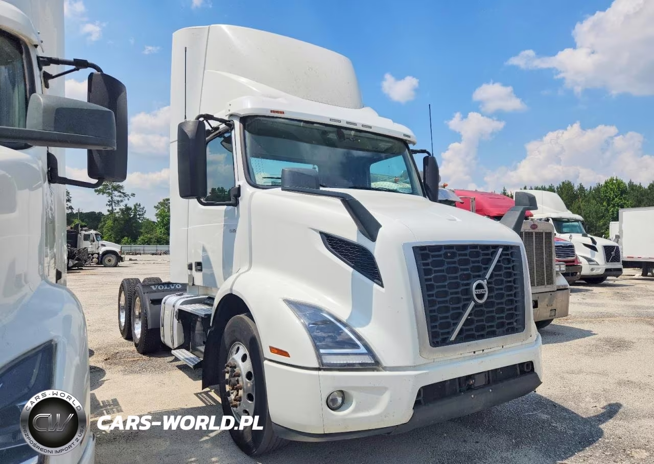 2020 Volvo Vnr - Semi Truck