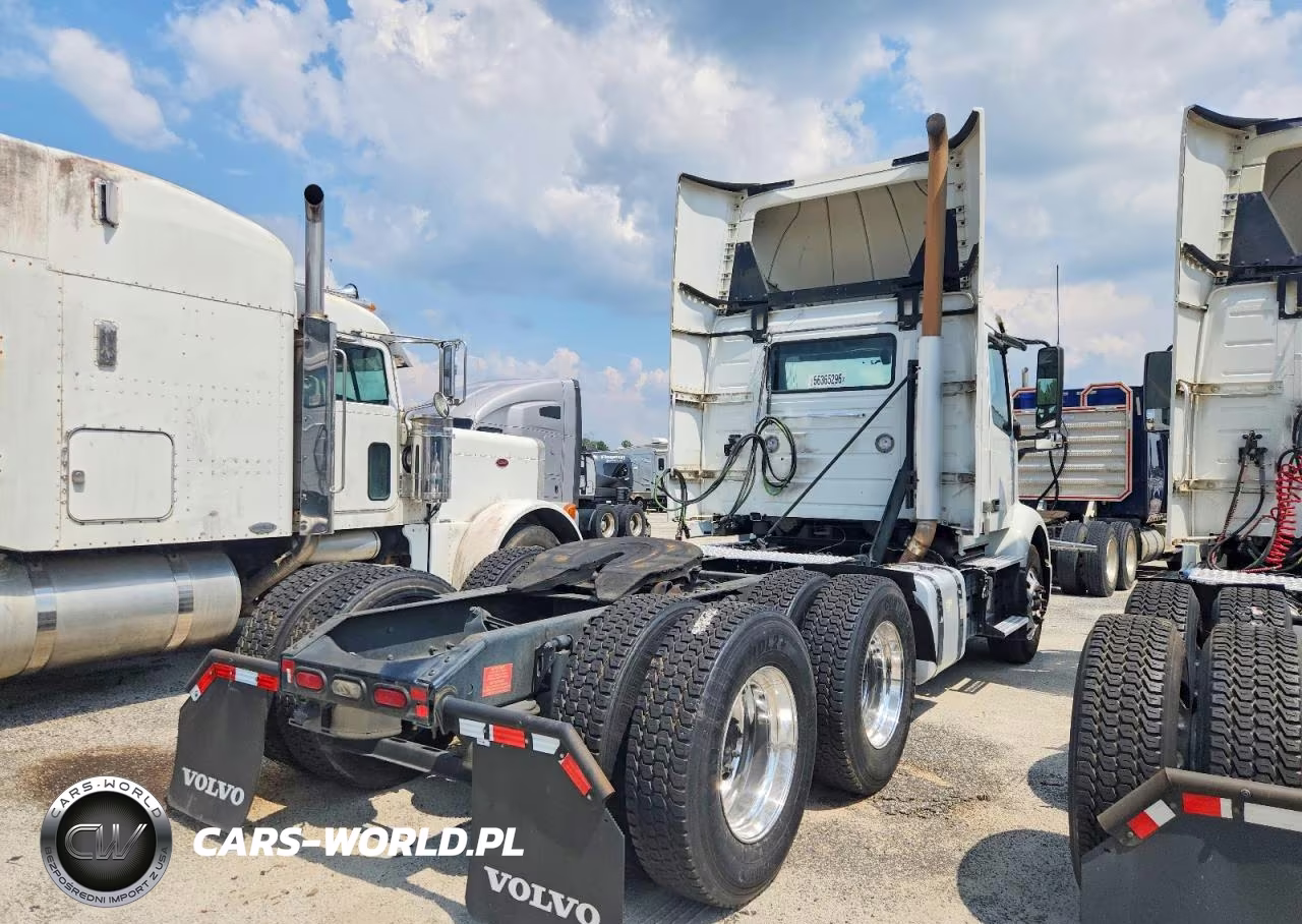2020 Volvo Vnr - Semi Truck VIN:4V4WC9EH2LN243194 - 4