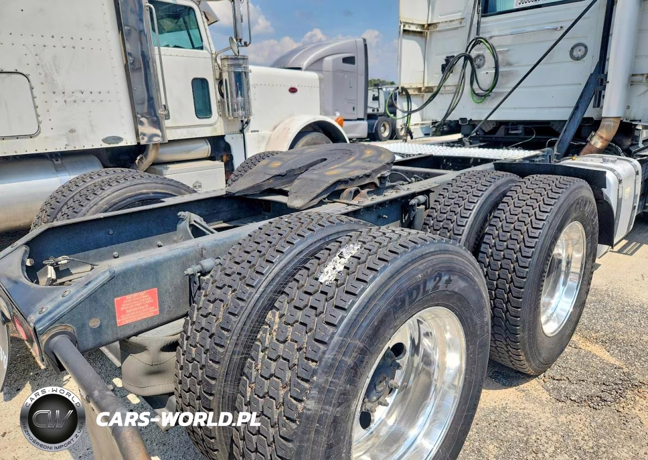 2020 Volvo Vnr - Semi Truck VIN:4V4WC9EH2LN243194 - 9