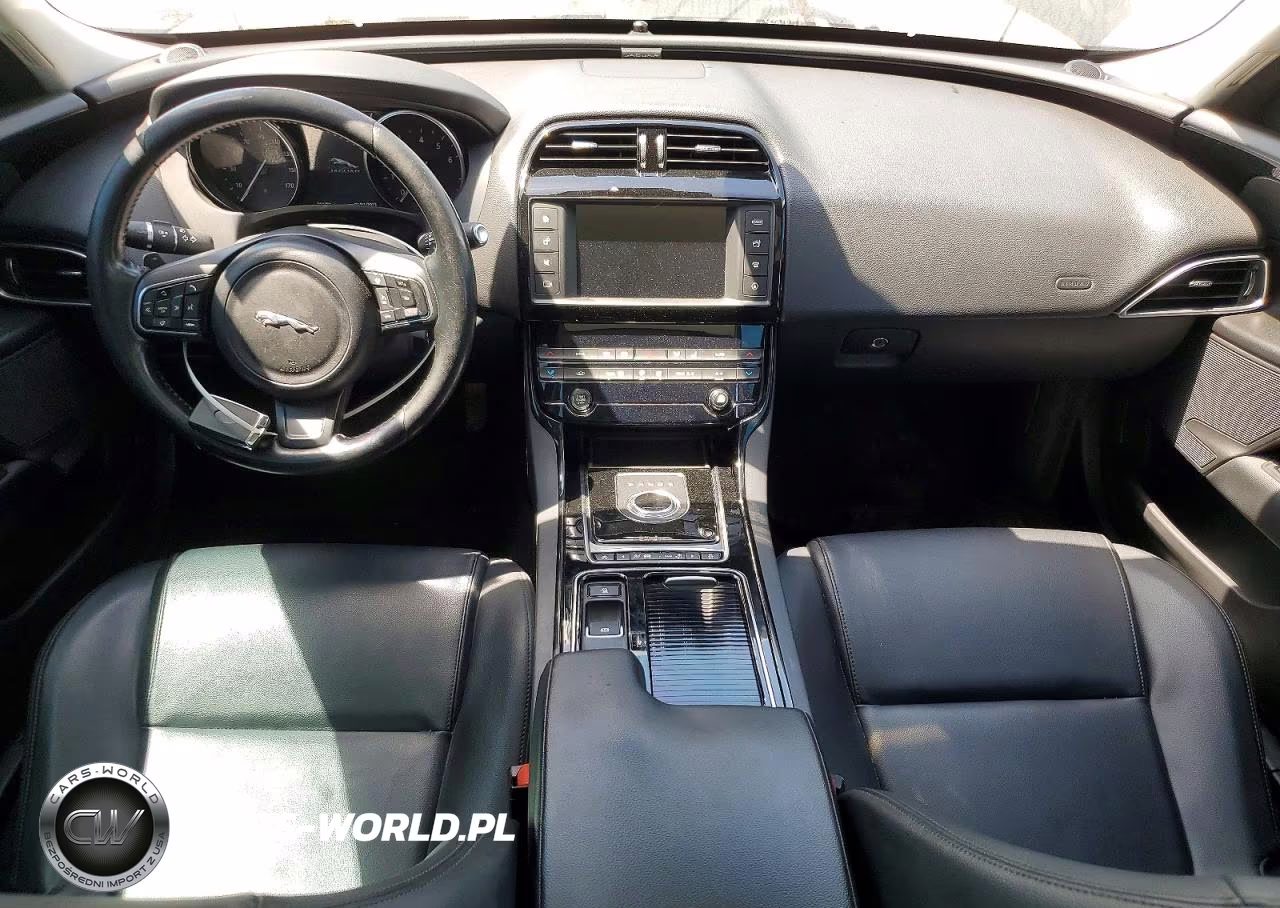 2017 Jaguar Xe VIN:SAJAR4BG2HA964781 - 8