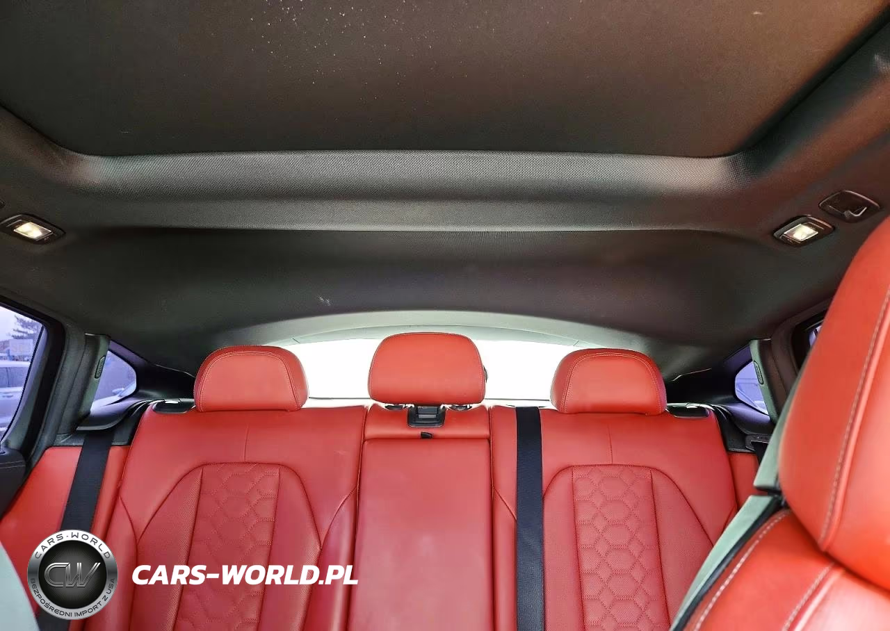 2022 BMW X4 M VIN:5YM23EC06N9J53503 - 10