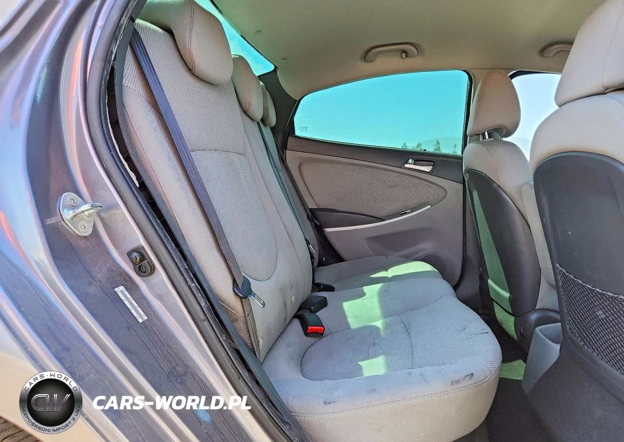 2013 Hyundai Accent Gls VIN:KMHCT4AEXDU548524 - 10