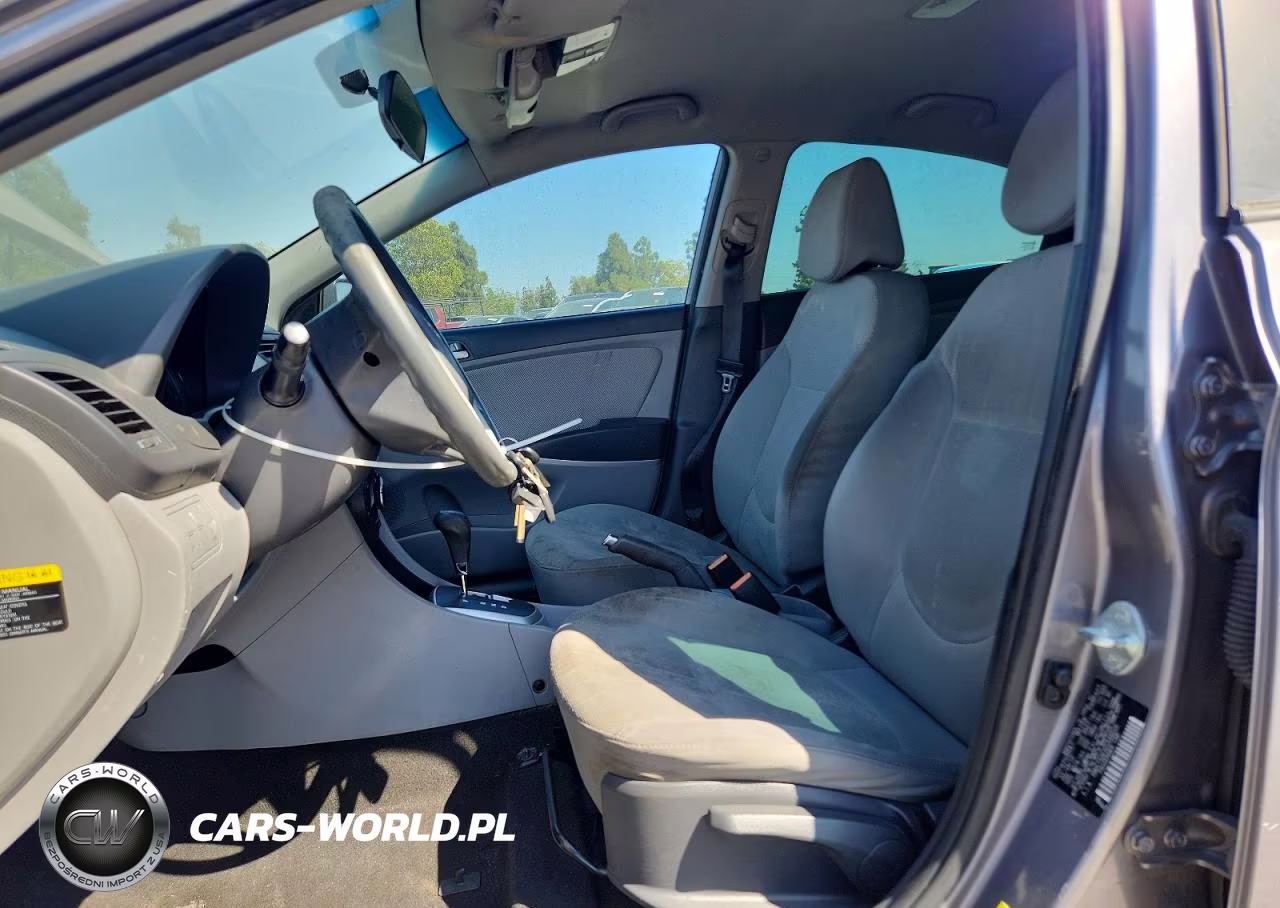 2013 Hyundai Accent Gls VIN:KMHCT4AEXDU548524 - 7