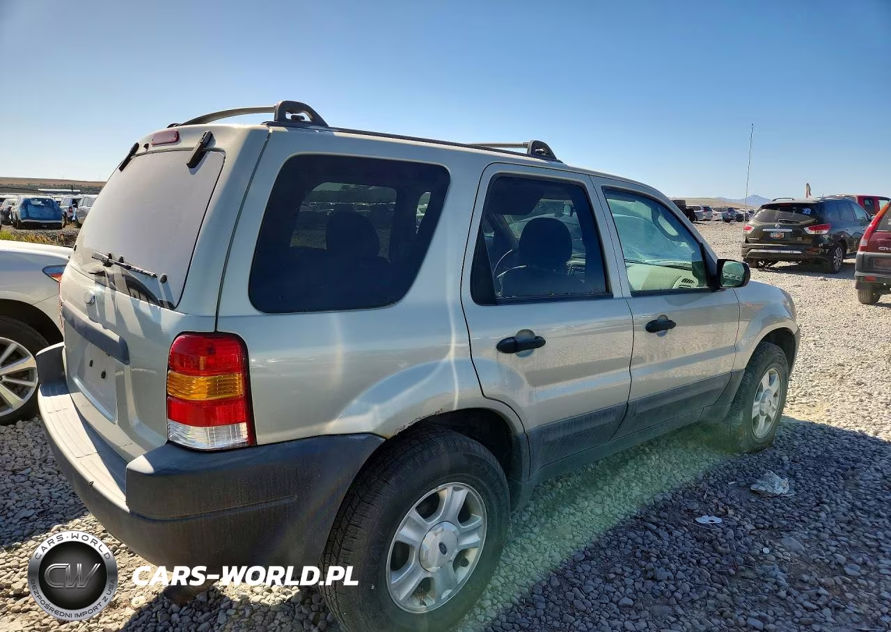 2004 Ford Escape Xlt VIN:1FMCU93174KA97214 - 3