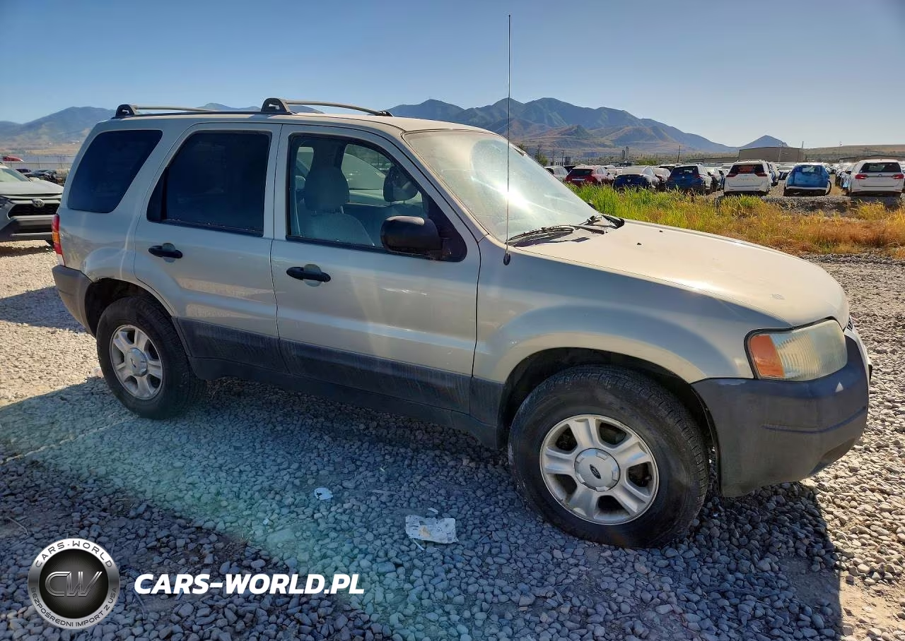 2004 Ford Escape Xlt VIN:1FMCU93174KA97214 - 4