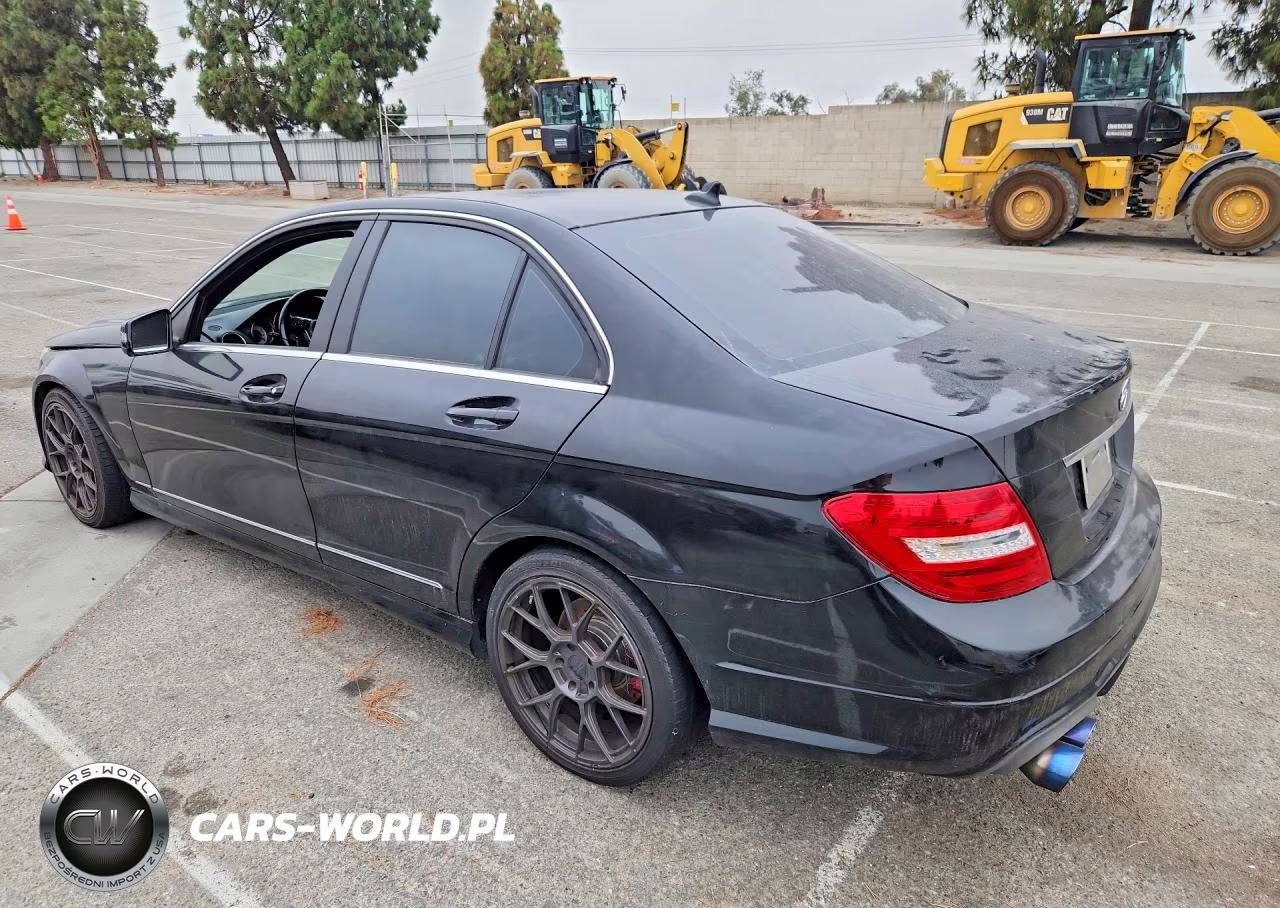 2012 Mercedes-Benz C 300 4Matic VIN:WDDGF8BBXCA719691 - 2