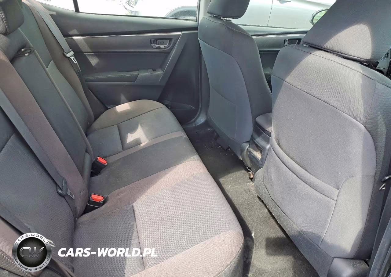 2018 Toyota Corolla Le VIN:2T1BURHE7JC068644 - 10