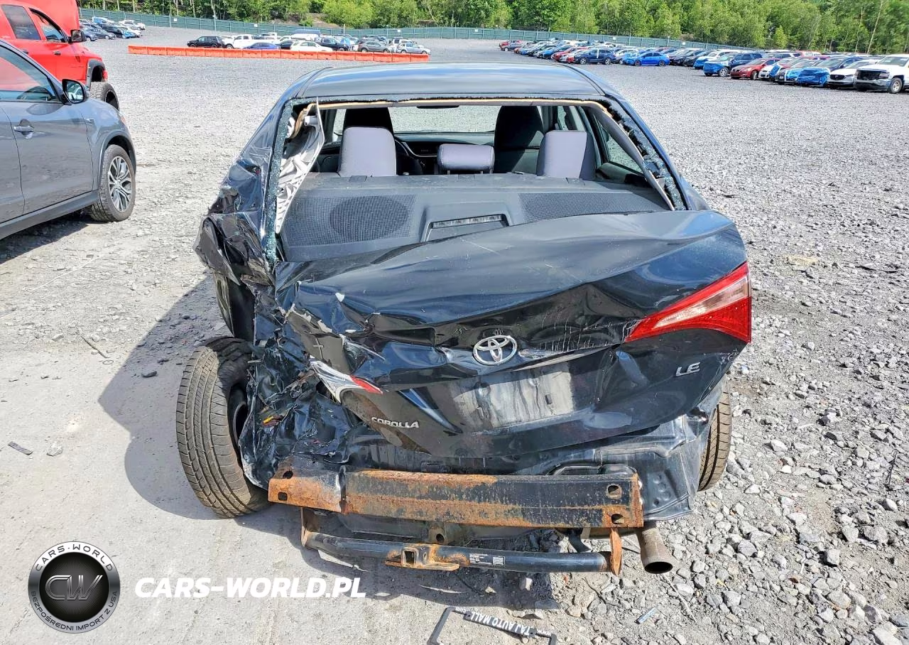 2018 Toyota Corolla Le VIN:2T1BURHE7JC068644 - 6