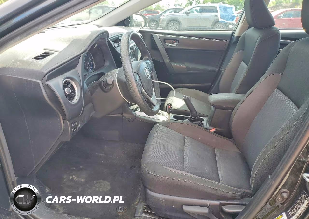 2018 Toyota Corolla Le VIN:2T1BURHE7JC068644 - 7
