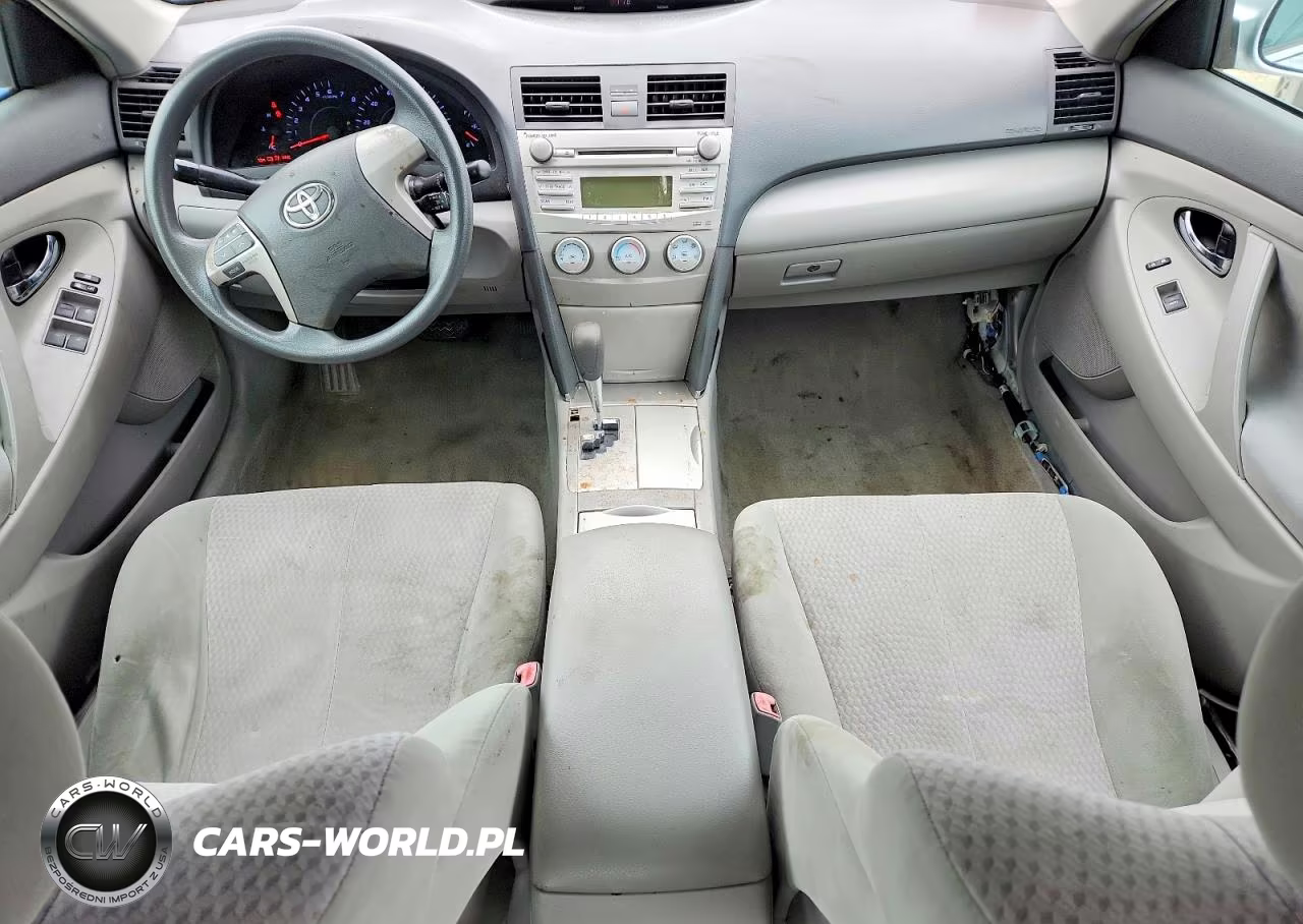 2010 Toyota Camry Le VIN:4T1BF3EKXAU573190 - 8