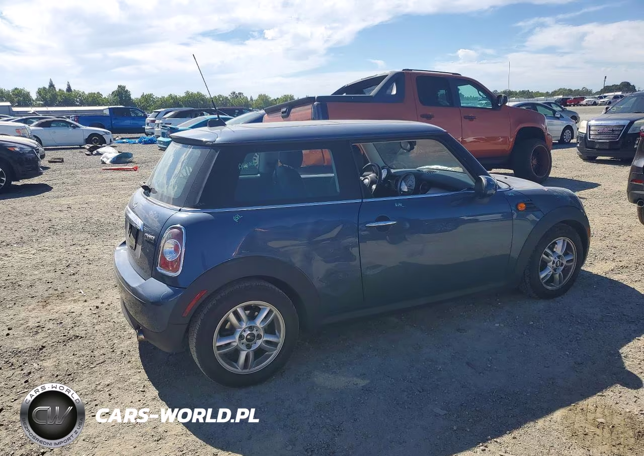 2011 Mini Cooper VIN:WMWSU3C51BT097634 - 3