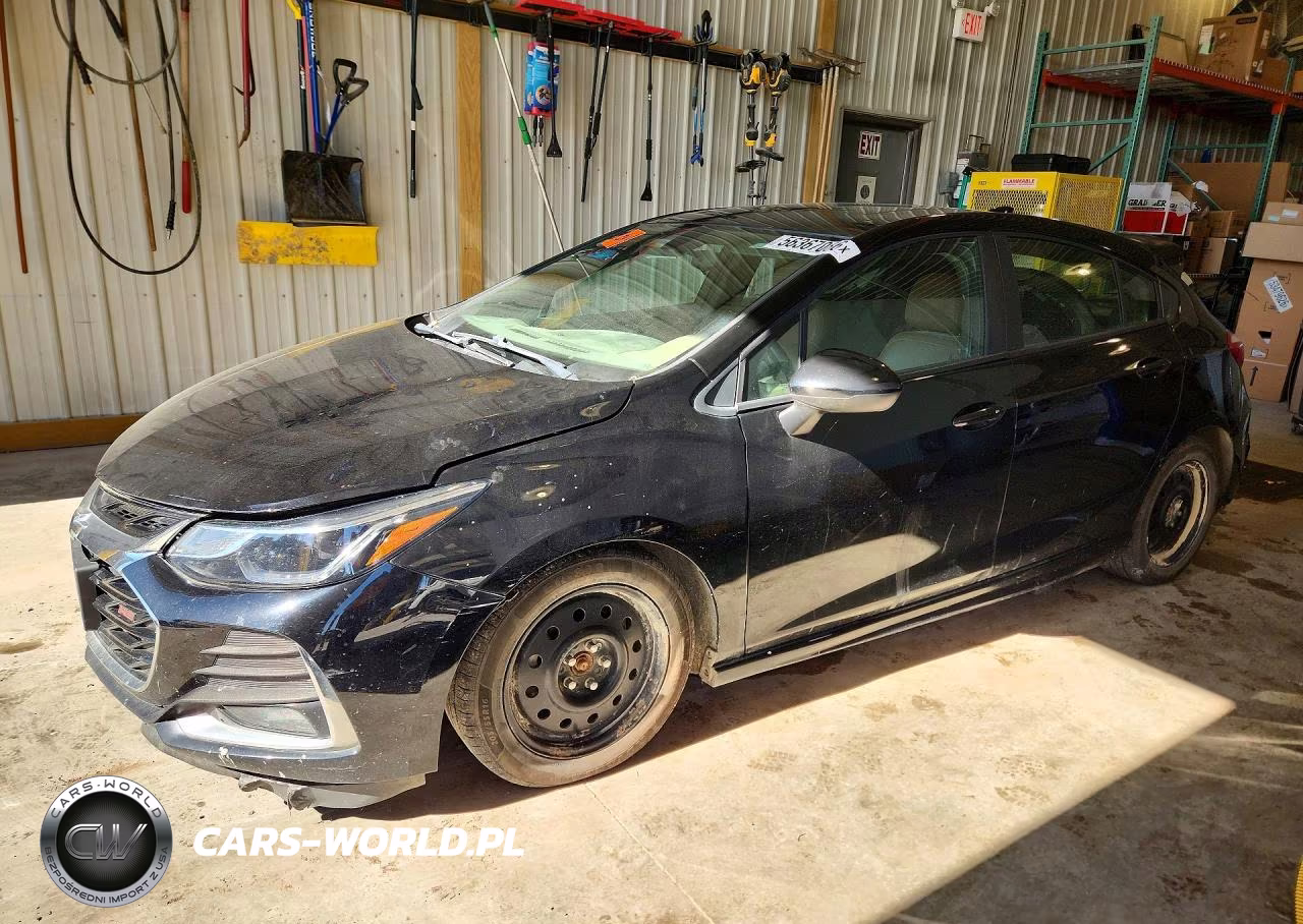 2019 Chevrolet Cruze – zdjęcie 1 z 12