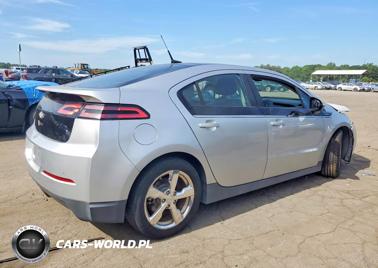2011 Chevrolet Volt VIN:1G1RD6E45BU103672 - 3