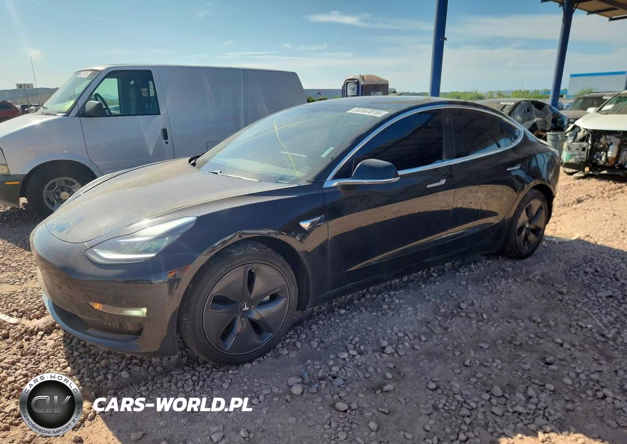 2018 TESLA MODEL 3 