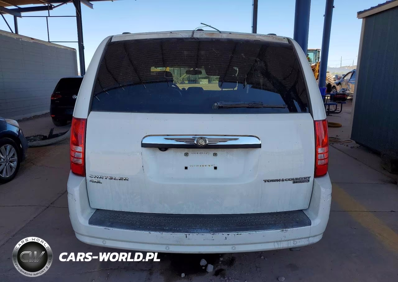 2010 Chrysler Town & Country Touring Plus VIN:2A4RR8DX8AR423493 - 6