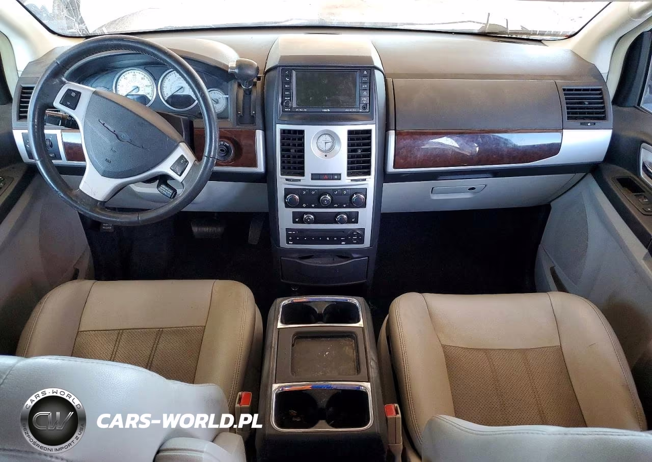 2010 Chrysler Town & Country Touring Plus VIN:2A4RR8DX8AR423493 - 8