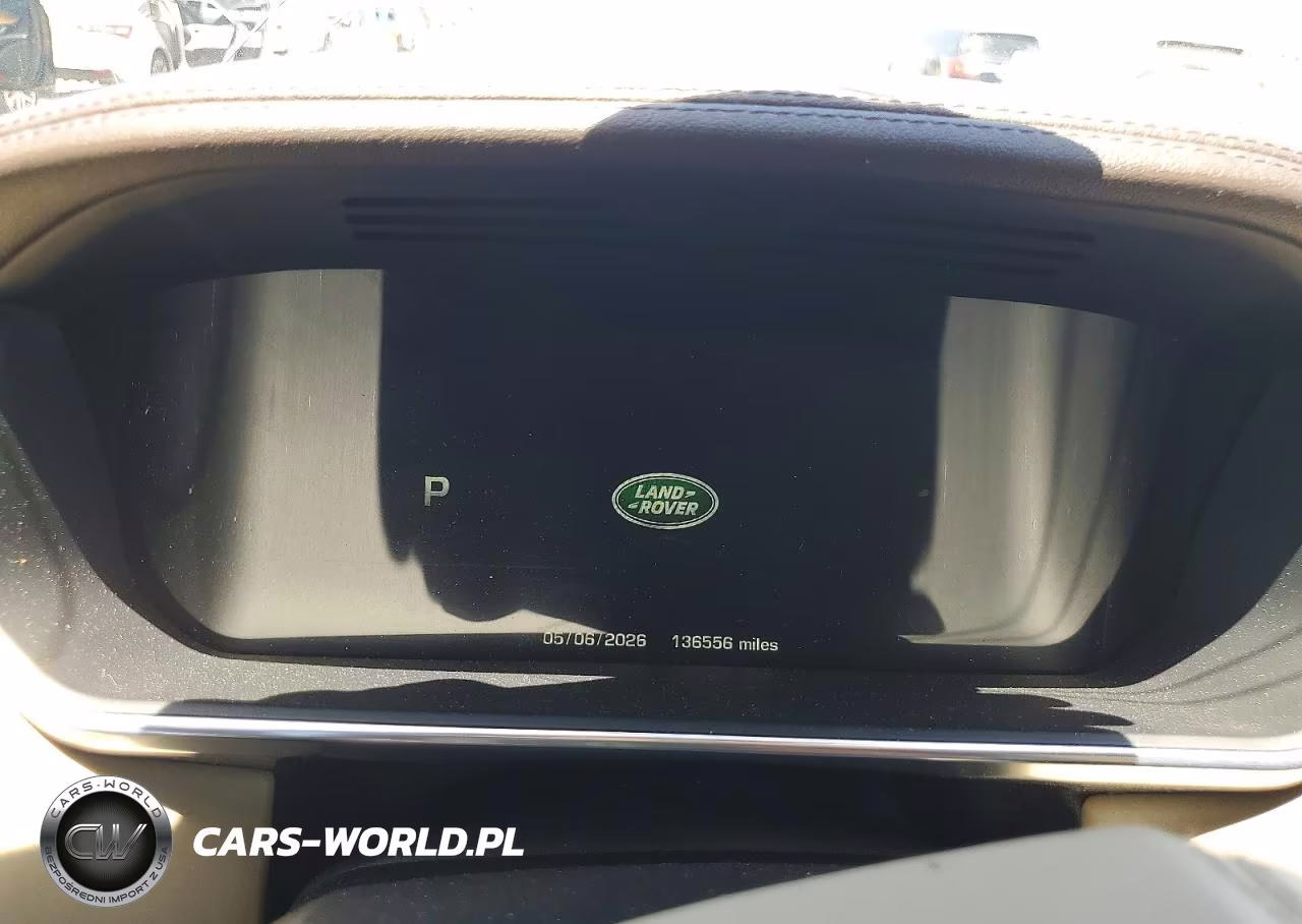 2015 Land Rover Range Rover Hse VIN:SALGS2VF0FA219506 - 9