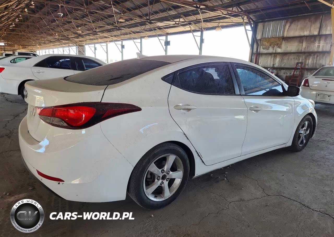 2014 Hyundai Elantra Se VIN:5NPDH4AE9EH516945 - 3