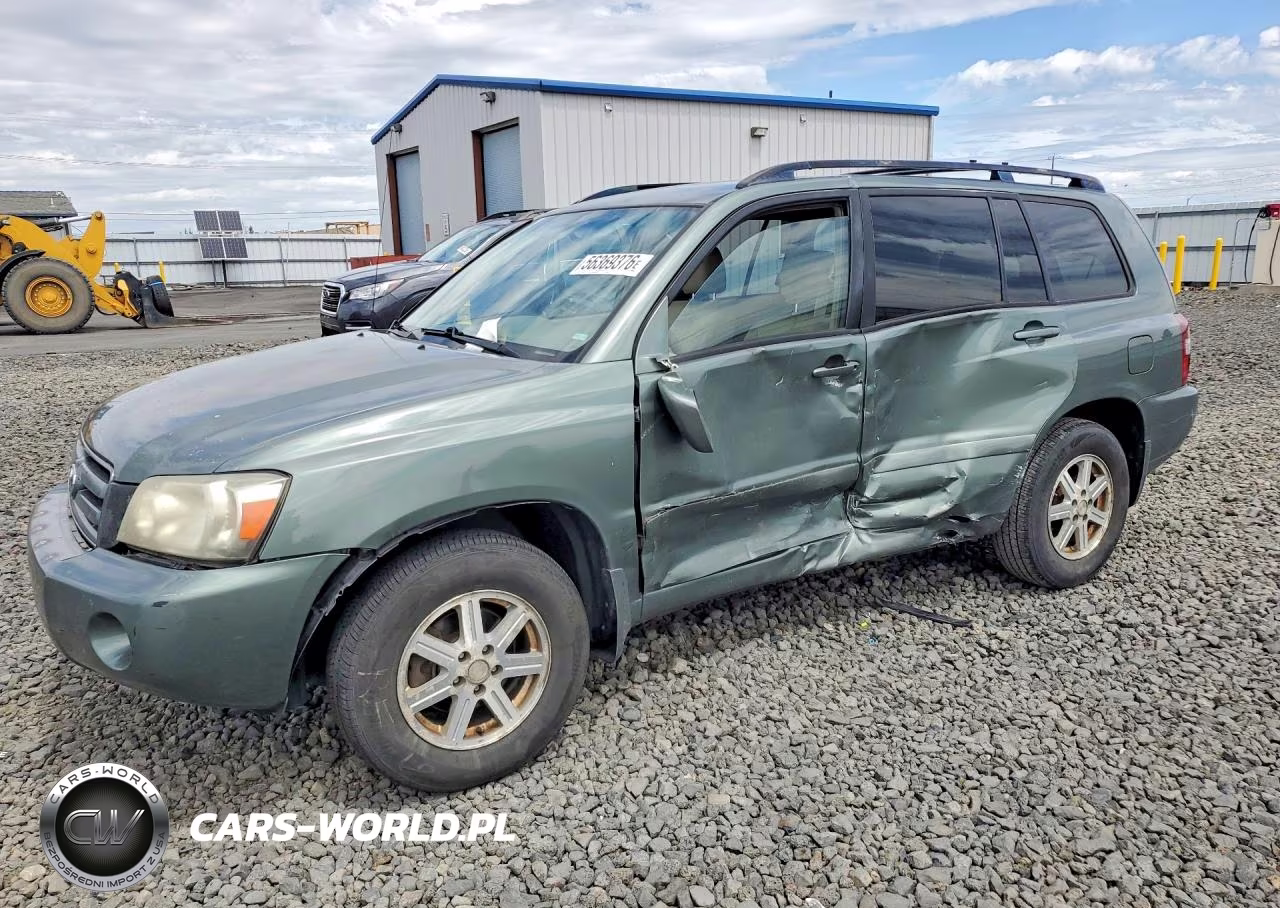 2004 Toyota Highlander Base