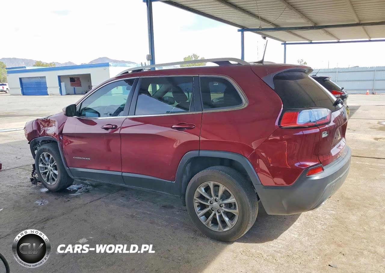 2019 Jeep Cherokee Latitude Plus VIN:1C4PJLLX8KD204563 - 2