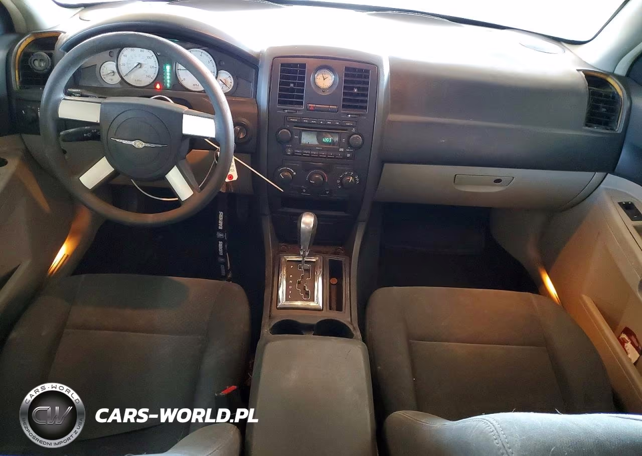 2007 Chrysler 300 VIN:2C3KA43R57H888312 - 8