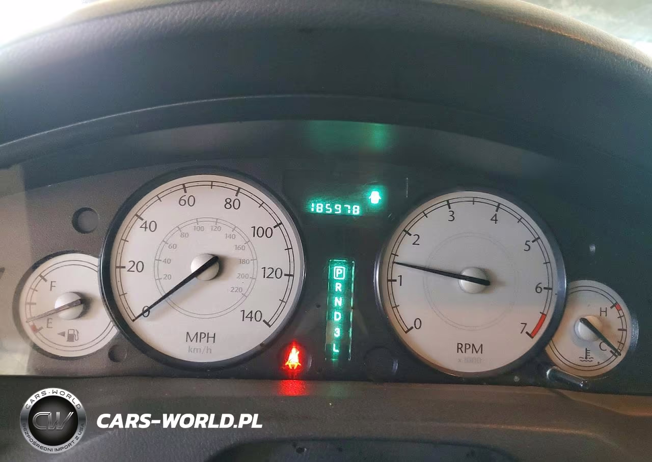 2007 Chrysler 300 VIN:2C3KA43R57H888312 - 9