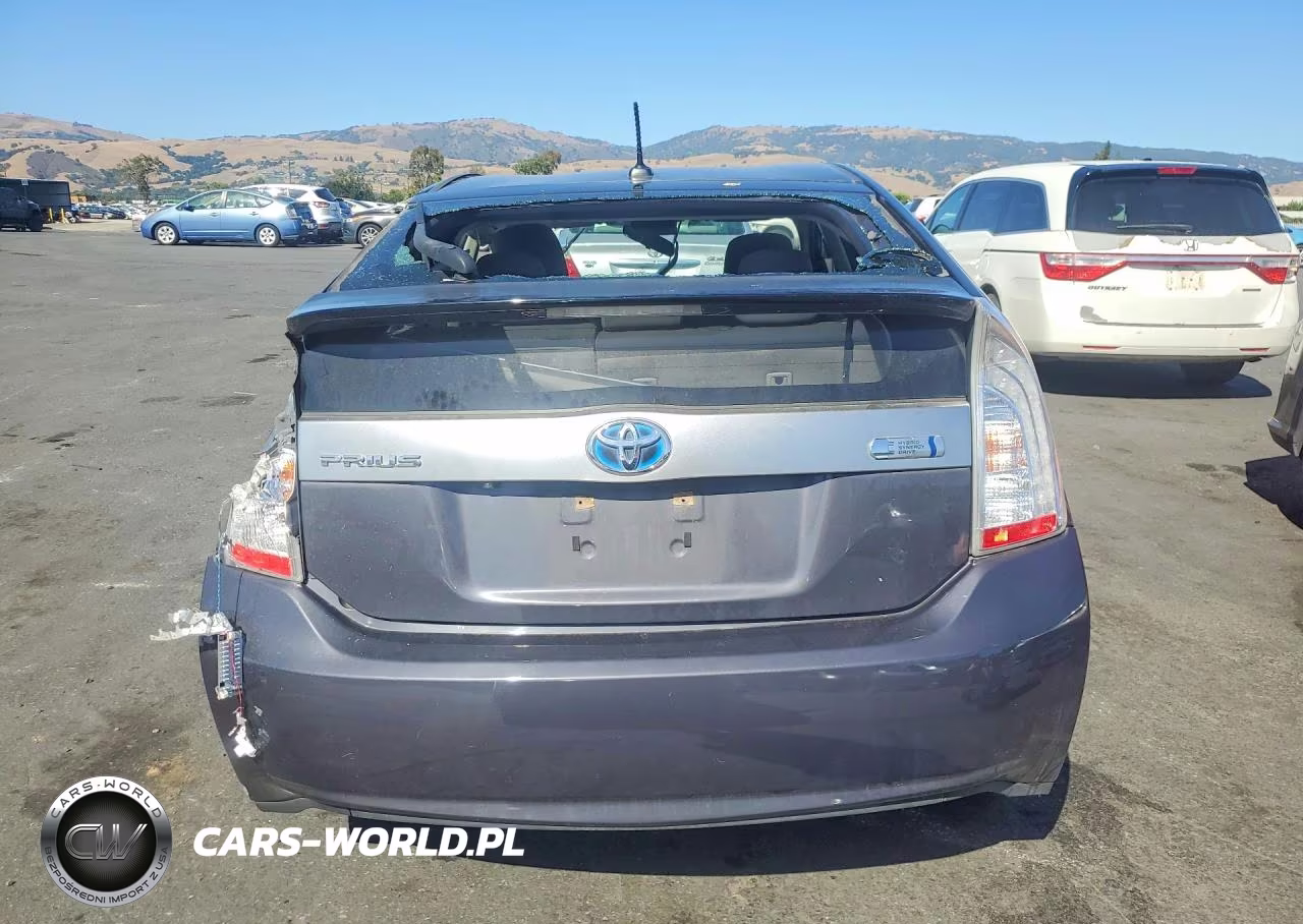 2015 Toyota Prius Plug-In Hybrid Base VIN:JTDKN3DP9F3074172 - 6