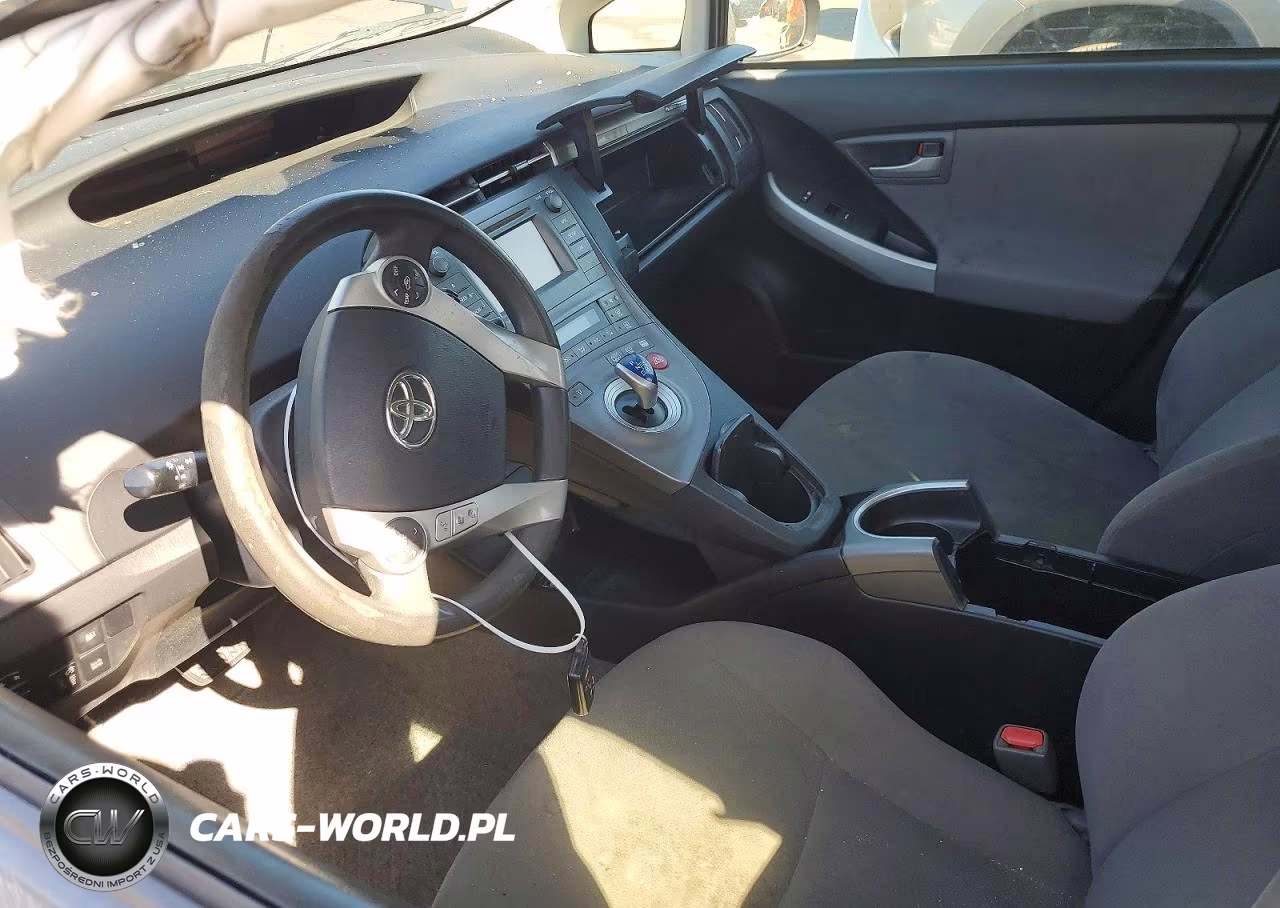 2015 Toyota Prius Plug-In Hybrid Base VIN:JTDKN3DP9F3074172 - 7