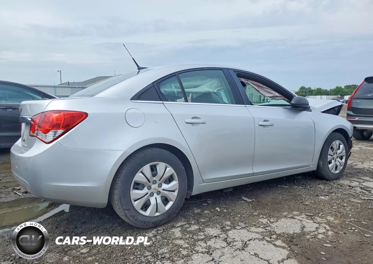 2012 Chevrolet Cruze Ls VIN:1G1PC5SH7C7217135 - 3