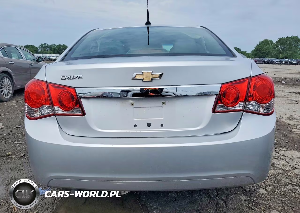 2012 Chevrolet Cruze Ls VIN:1G1PC5SH7C7217135 - 6