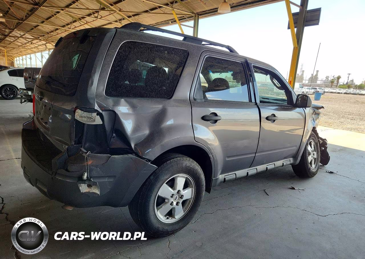 2012 Ford Escape Xlt VIN:1FMCU0DG4CKA44192 - 3