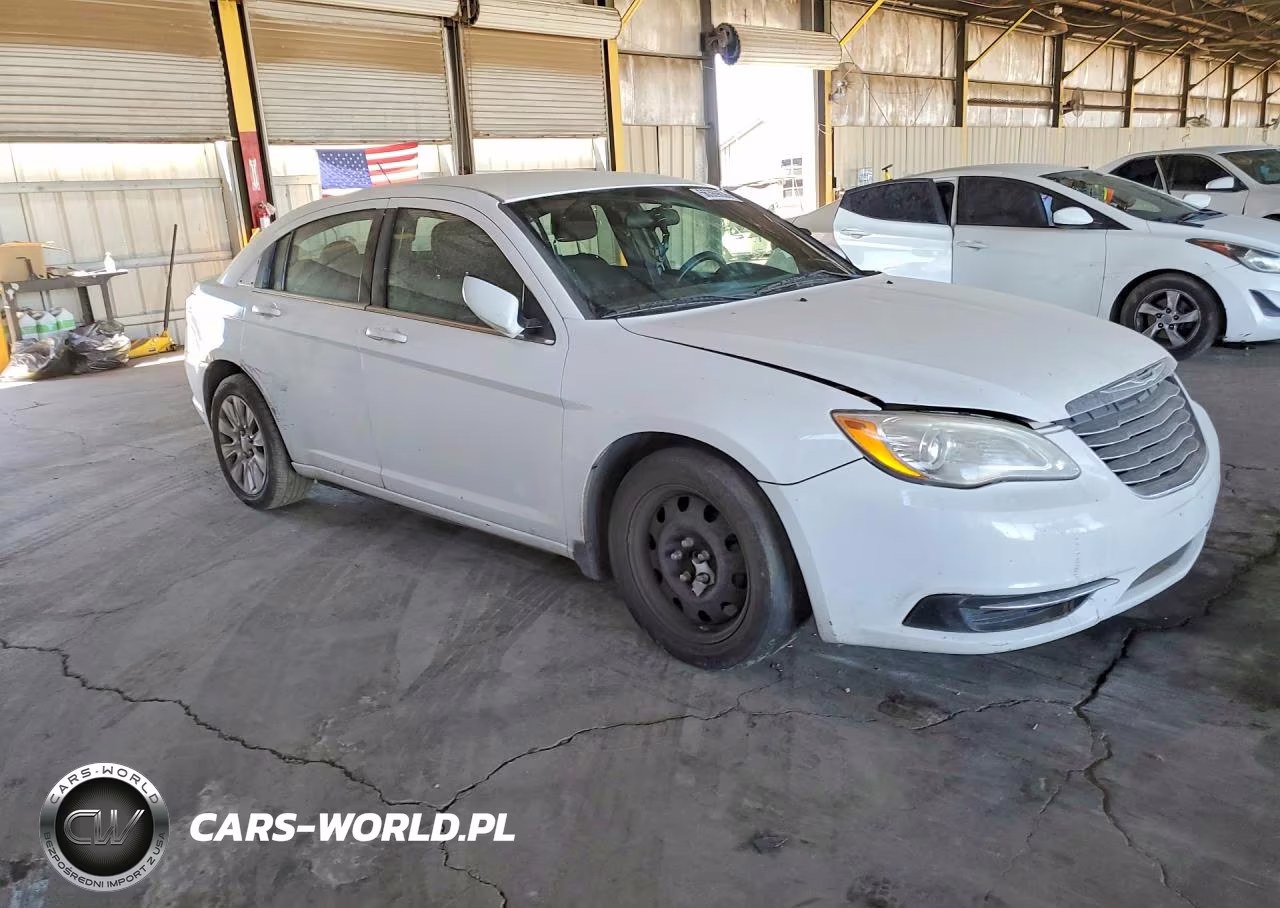 2014 Chrysler 200 Lx VIN:1C3CCBAB3EN212759 - 4