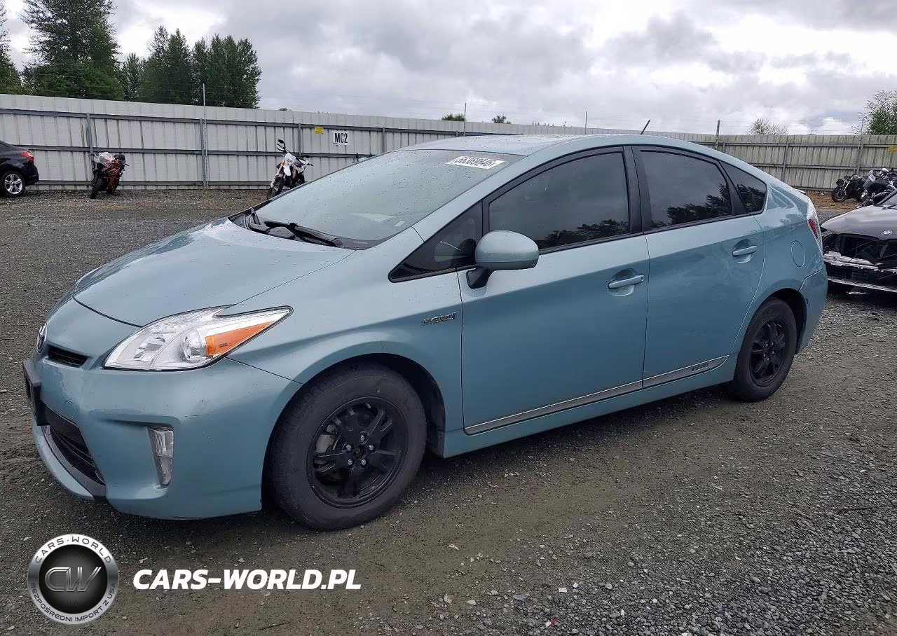 2013 Toyota Prius Two – zdjęcie 1 z 14