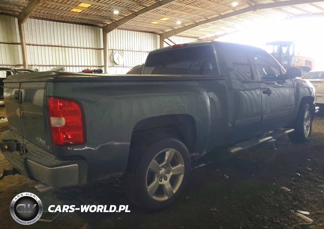 2008 Chevrolet Silverado C1500 VIN:1GCEC19C68Z324366 - 3