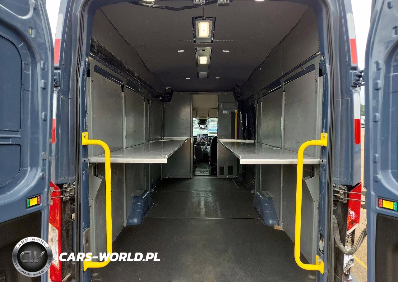 2022 Ford Transit 250 Delivery Van VIN:1FTBR3X86NKA13570 - 10