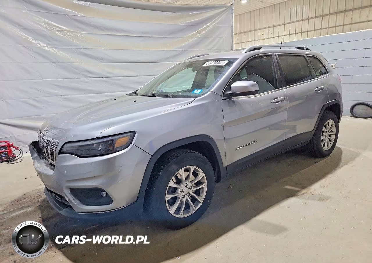 2019 Jeep Cherokee Latitude – zdjęcie 1 z 13