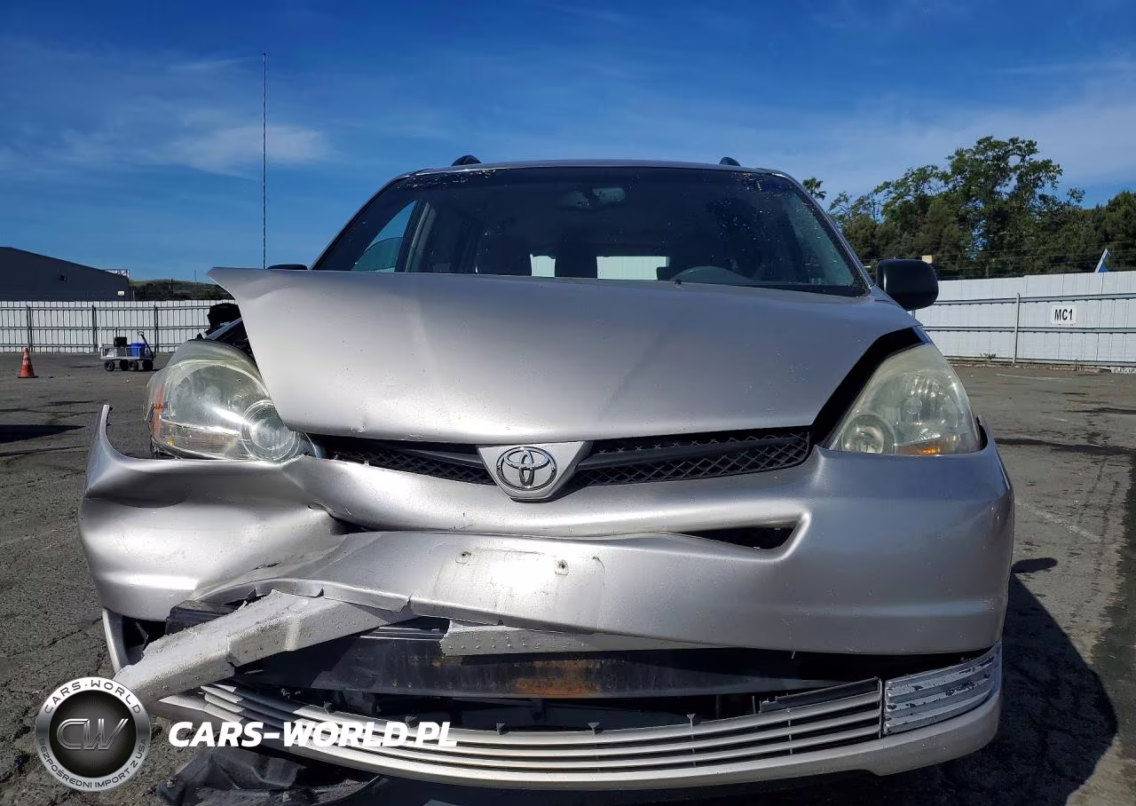 2005 Toyota Sienna Le 7 Passenger VIN:5TDZA23C55S308887 - 5
